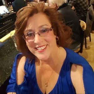 Meet your Posher, Paula